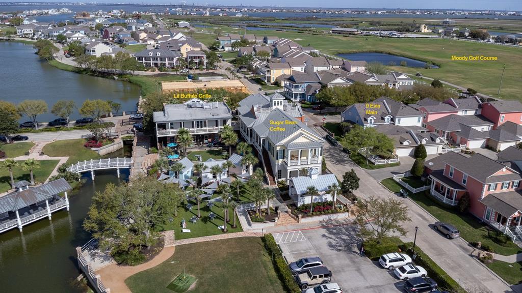 9 Evia Main, Galveston, TX 77554