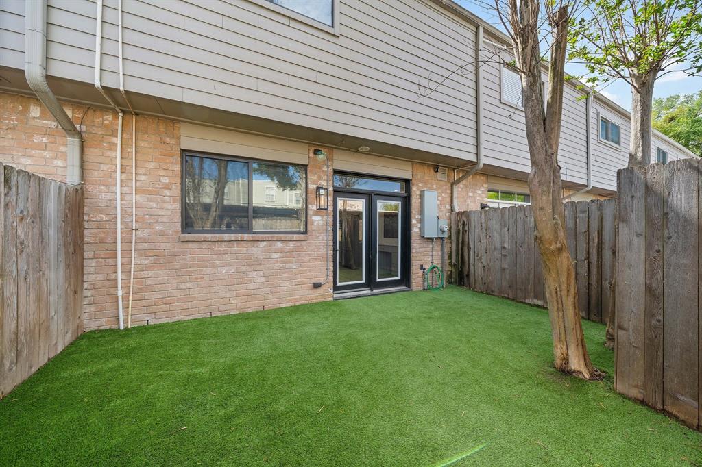 7411 Brompton Street, Houston, TX 77025