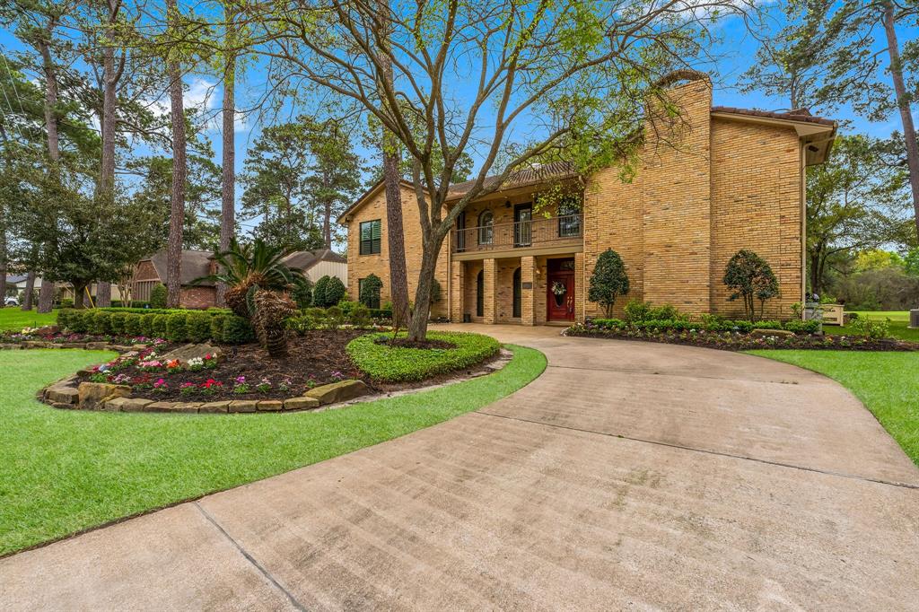 5919 Bermuda Dunes Dr, Houston, TX 77069