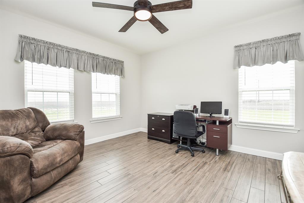 12566 County Line Road Road, Wallis, TX 77485