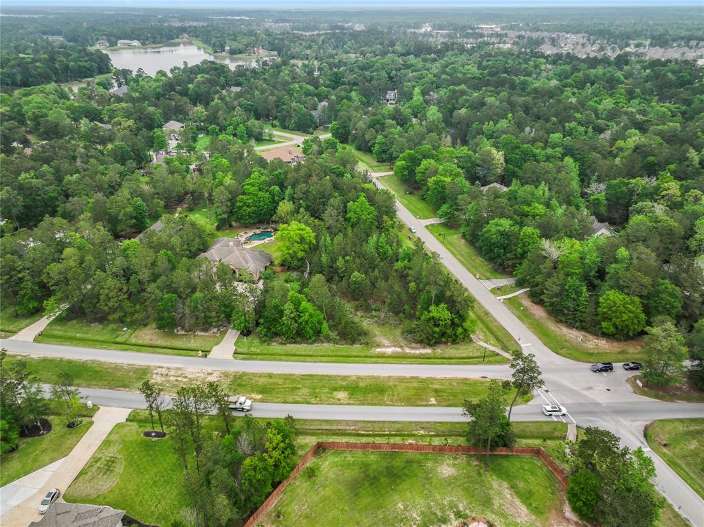 3911 Rayford Rd, Spring, TX 77386