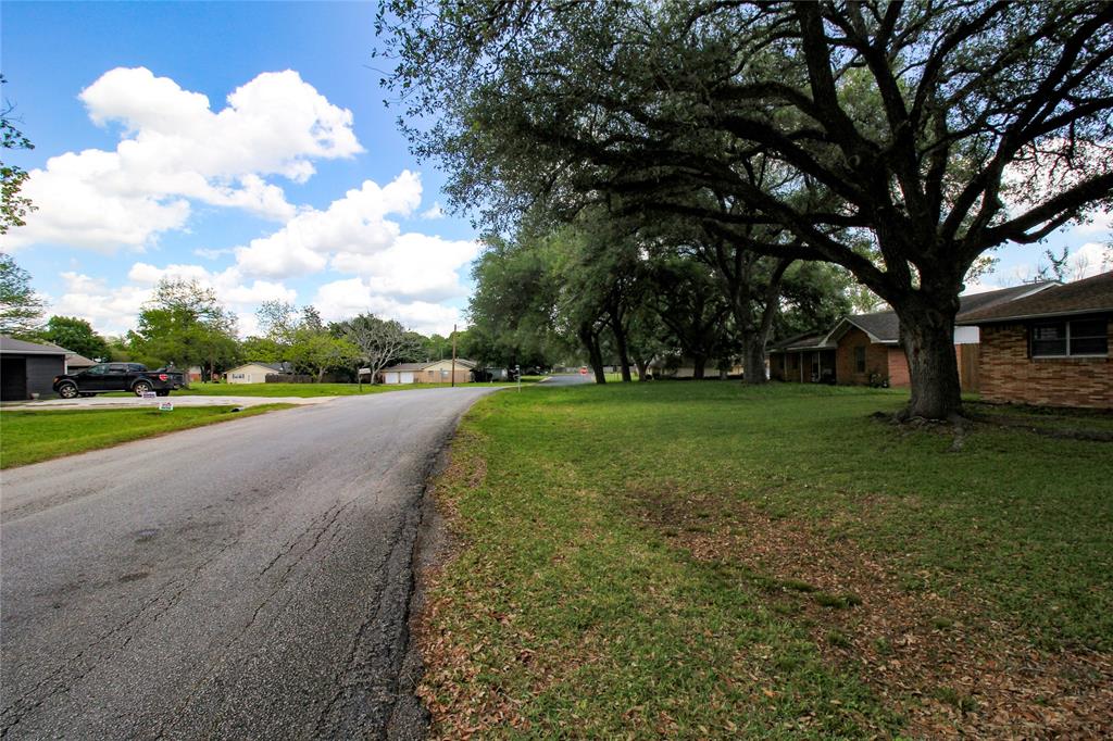 426 Croom Dr, Wharton, TX 77488