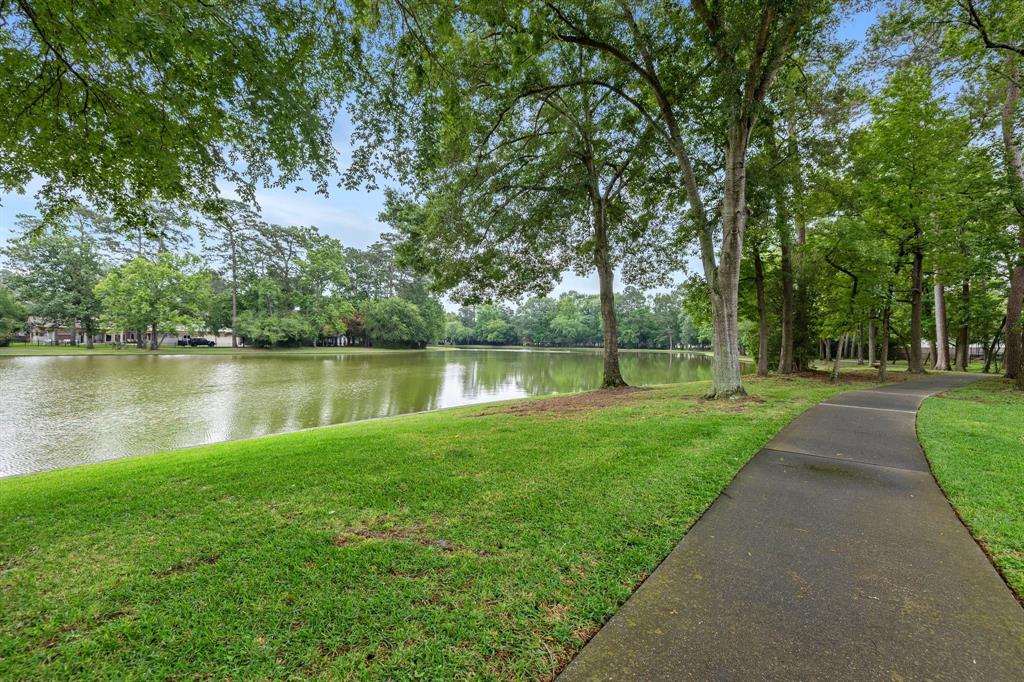 5506 Valley Lark Court, Kingwood, TX 77345