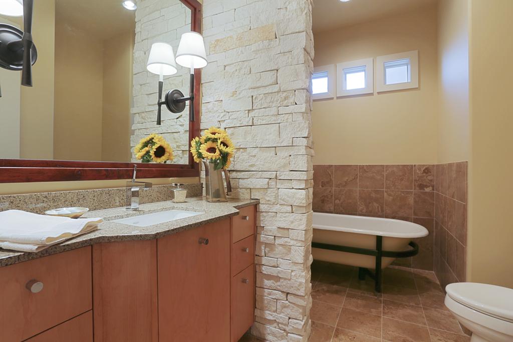 1530 Grand River, Richmond, TX 77406