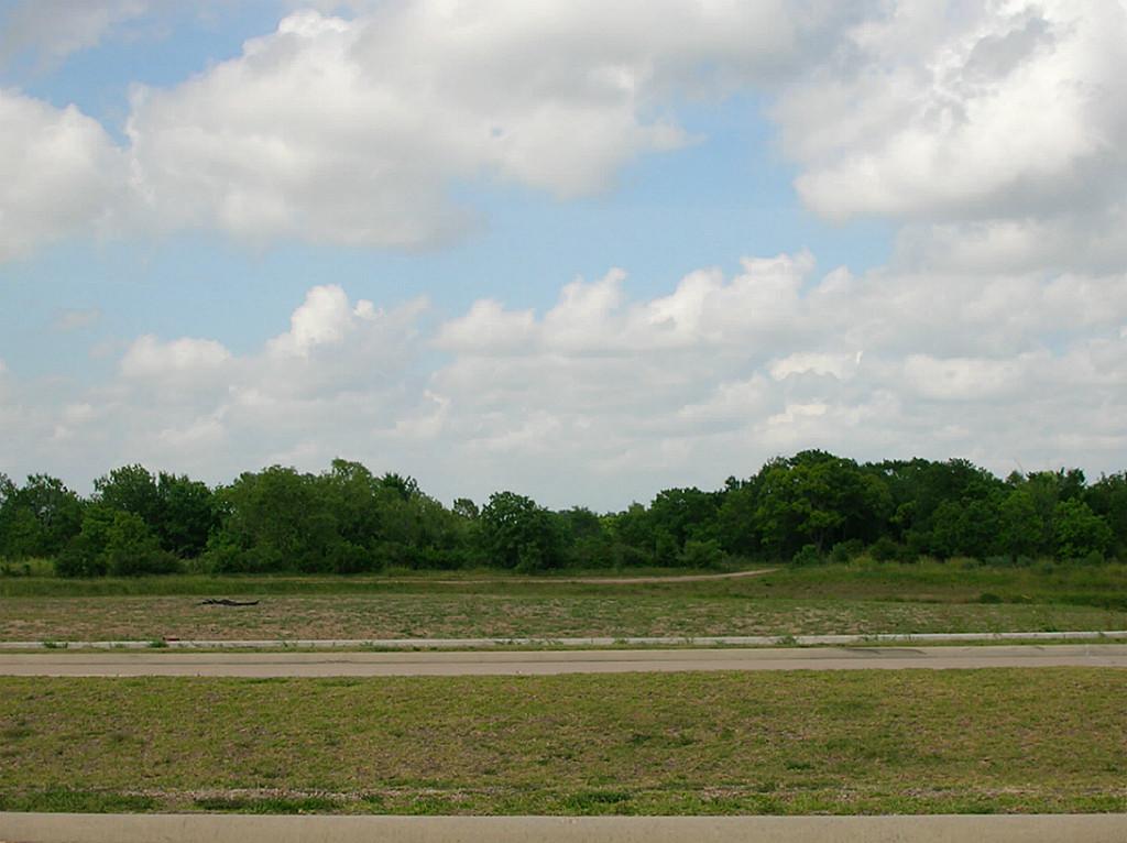 000 Pearland Parkway, Pearland, TX 77581