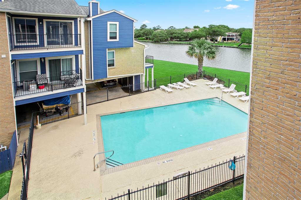 18519 Egret Bay Blvd 1808, ster, TX 77058