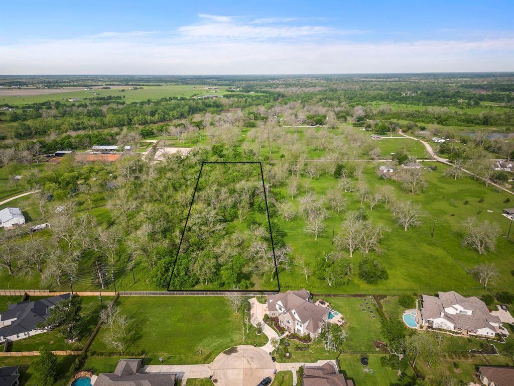 2830 Bowser Rd, Fulshear, TX 77441