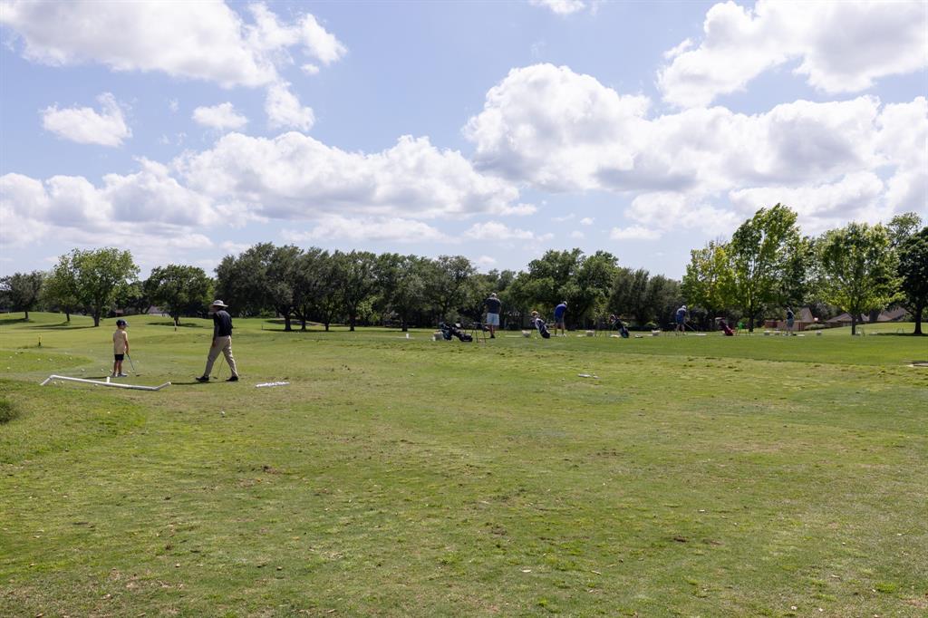 33202 Woodton Ct, Weston Lakes, TX 77441