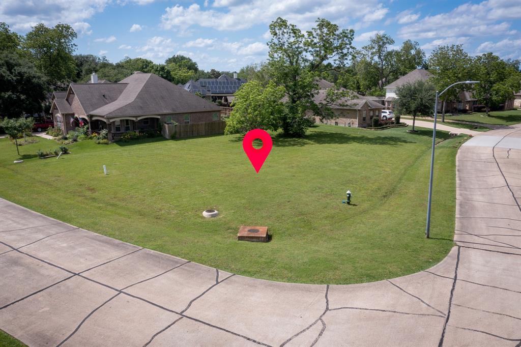 33202 Woodton Ct, Weston Lakes, TX 77441