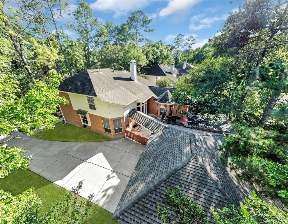 74 E Green Gables Circle, The Woodlands, TX 77382