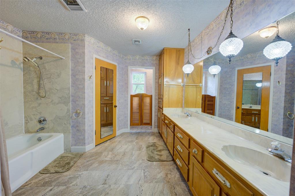 1619 FM 3013, Sealy, TX 77474