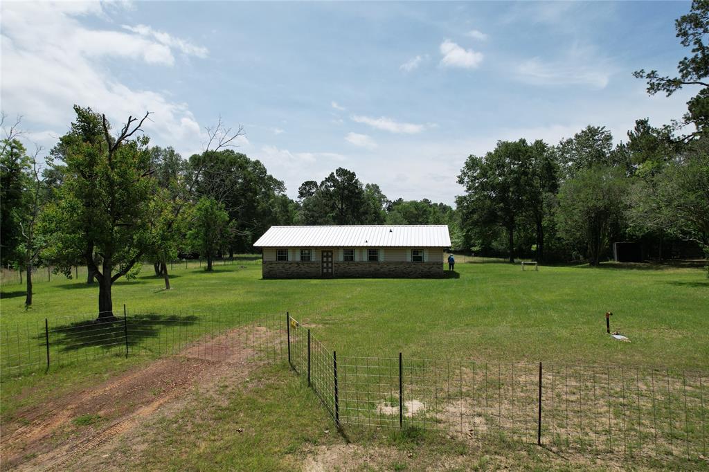 1430 County Road 4540, Kennard, TX 75847