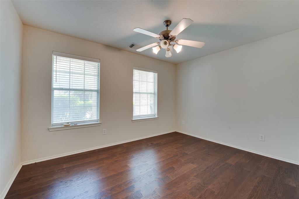 2107 Hawthorne Brook Ln, Fresno, TX 77545