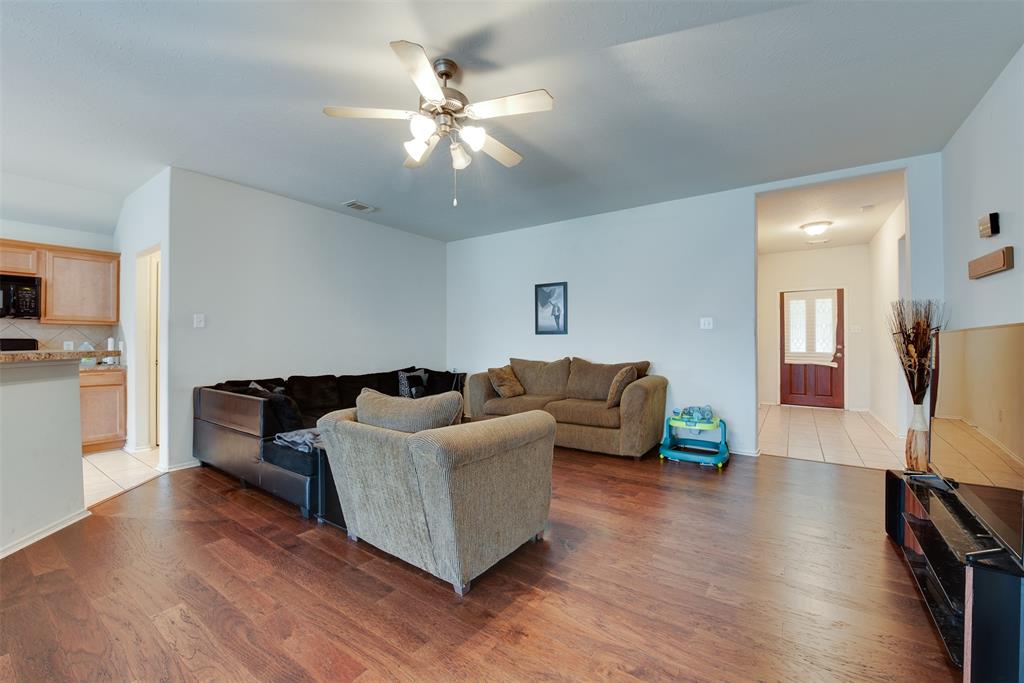 2107 Hawthorne Brook Ln, Fresno, TX 77545