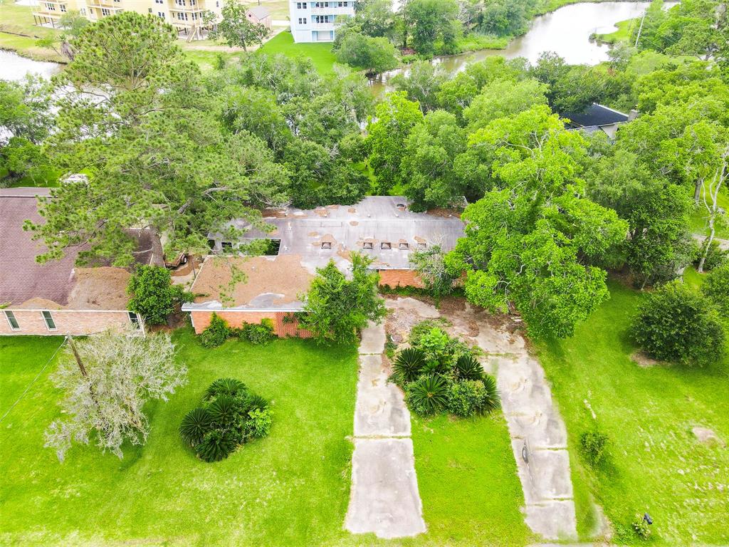 3936 Wagon Road, Dickinson, TX 77539