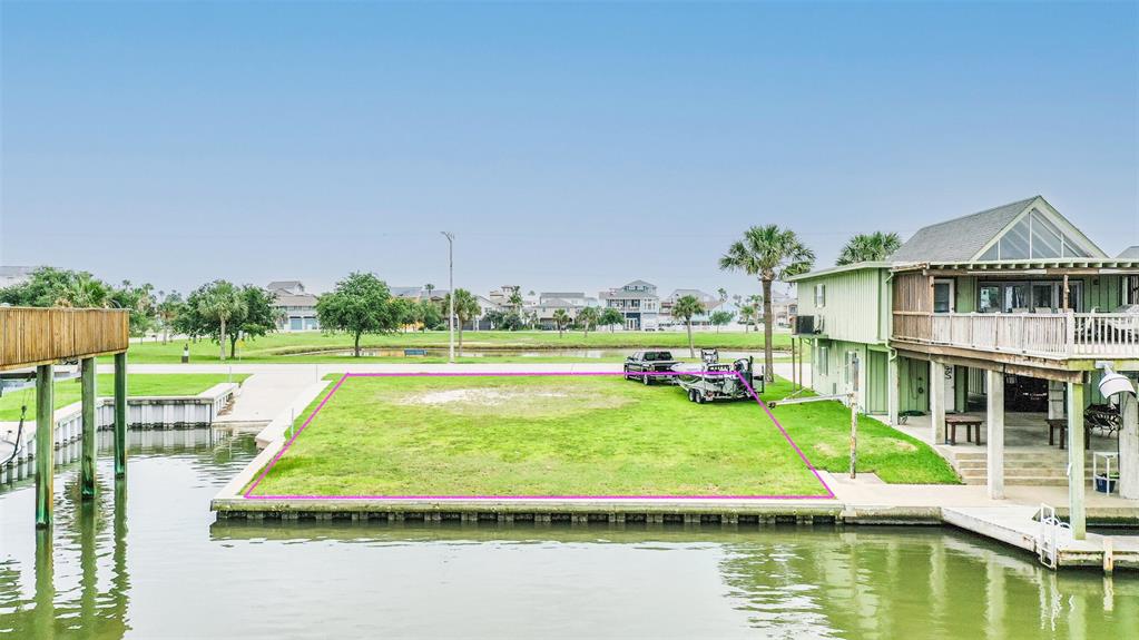 1212 Tiki Drive, Tiki Island, Texas MLS 50996568 For Sale Sand 'N Sea