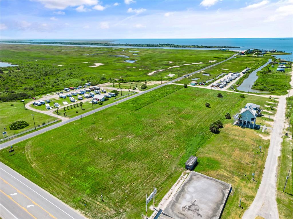 For Sale 1051 Victoria Lane, Gilchrist, TX 77617 13.00/sq ft