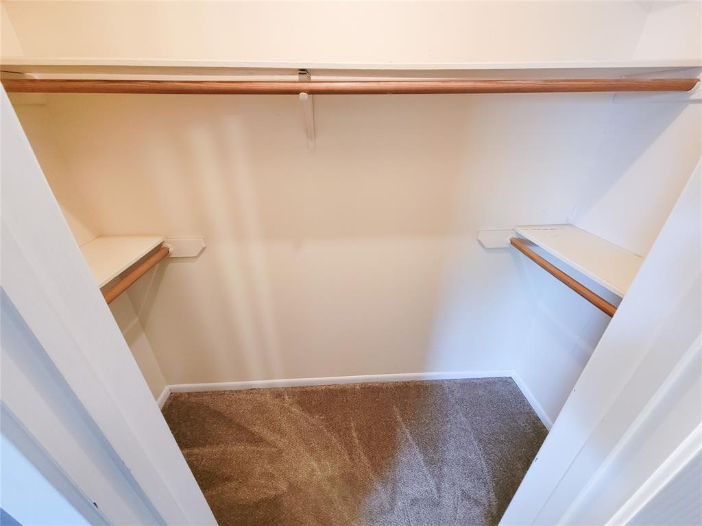 1410 Bell Oaks Dr, Bellville, TX 77418