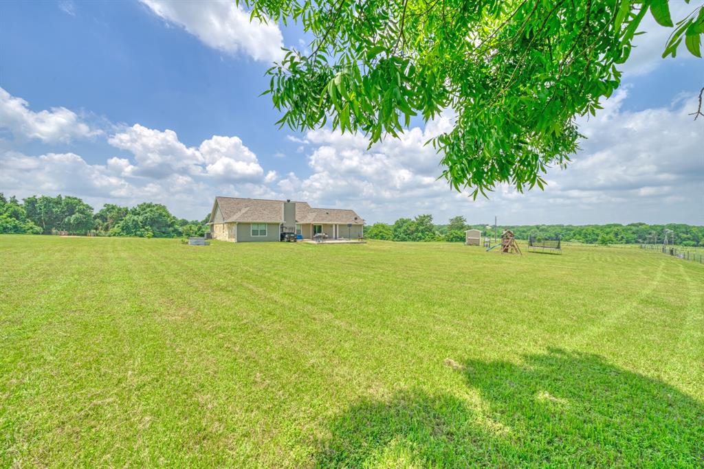 6200 Palm Rd, Cat Spring, TX 78933