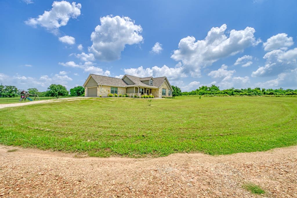 6200 Palm Rd, Cat Spring, TX 78933