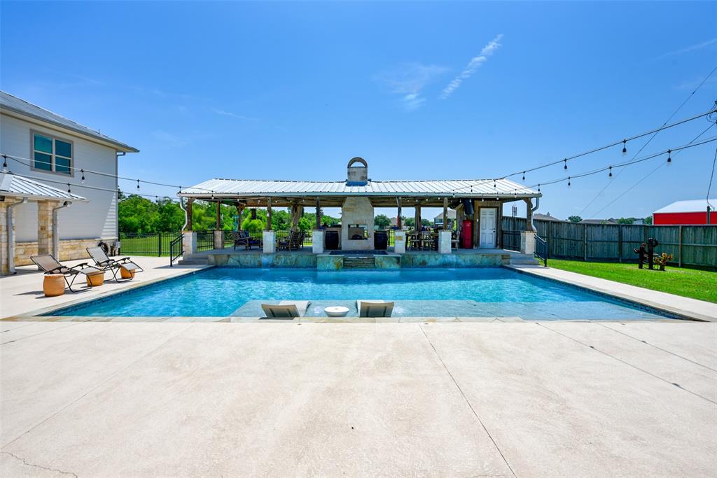 14838 Tri City Beach Rd, Beach City, TX 77523