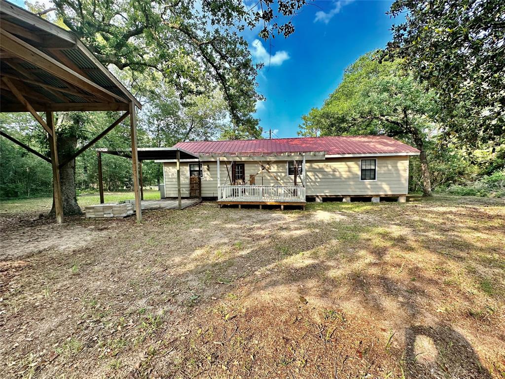 145 W Ivanhoe Dr, Woodville, TX 75979