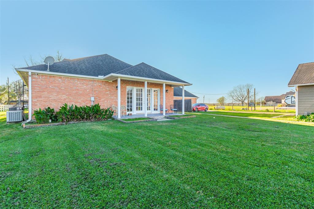 9201 Jeske Rd, Needville, TX 77461