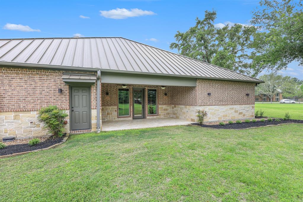 2821 S Saddlebrook Ln, Katy, TX 77494