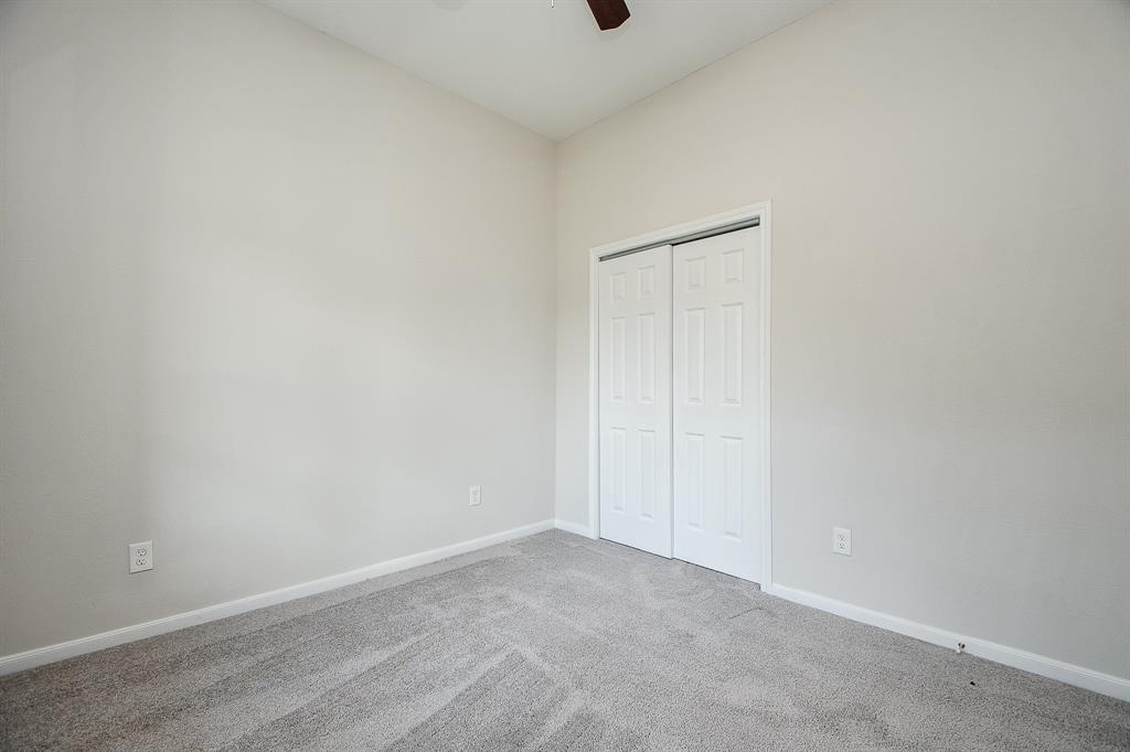 8312 Corinth St, Houston, TX 77051