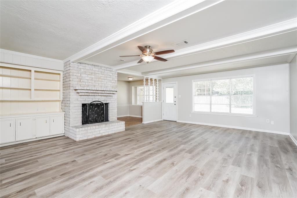 11726 Laneview Dr, Houston, TX 77070