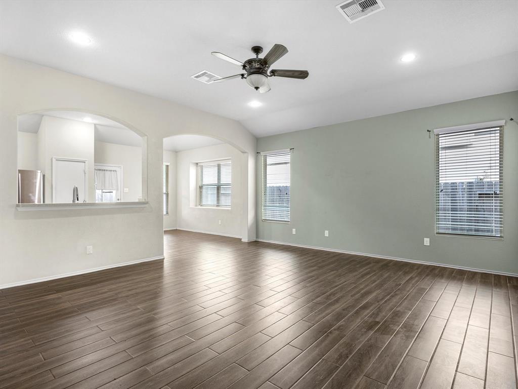 9982 Sterling Place Dr, Conroe, TX 77303