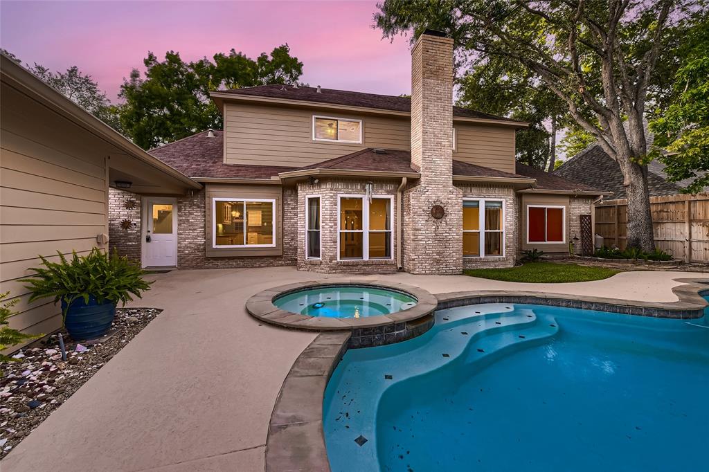 12107 Laneview Drive, Houston, TX 77070