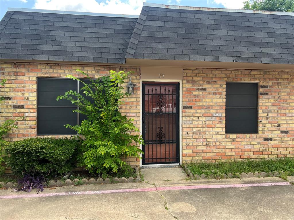 6758 & 6760 Prutzman Rd 9 units, Beaumont, TX 77706