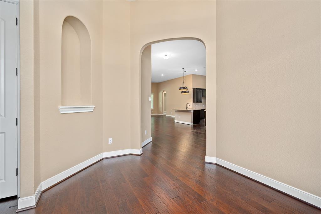 211 Magnolia Reserve Loop, Magnolia, TX 77354