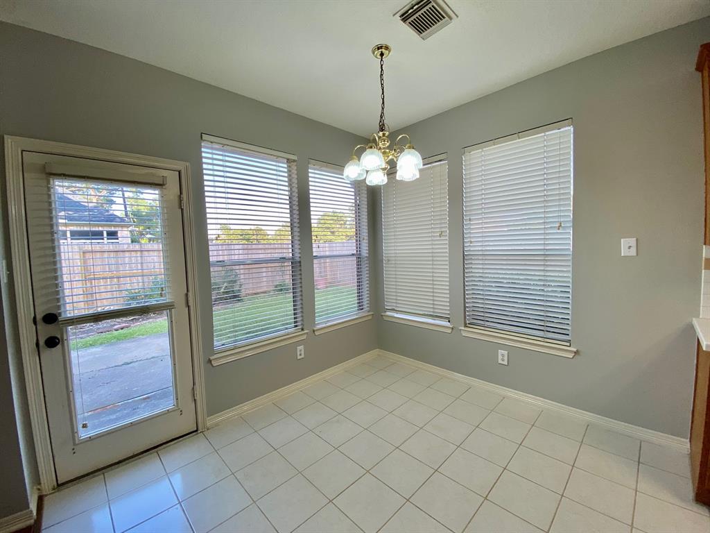 13723 Harvest Brook Ct, Clear Lake City, TX 77059