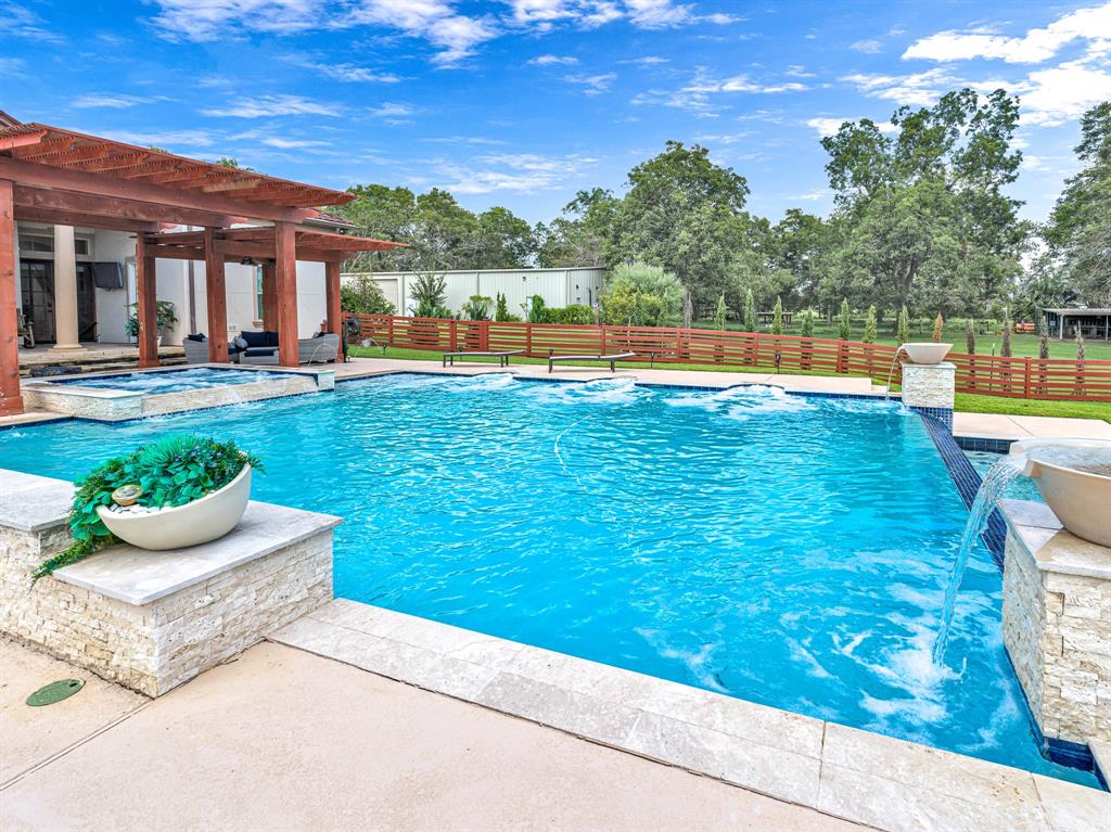 3130 Bowser Rd, Fulshear, TX 77441