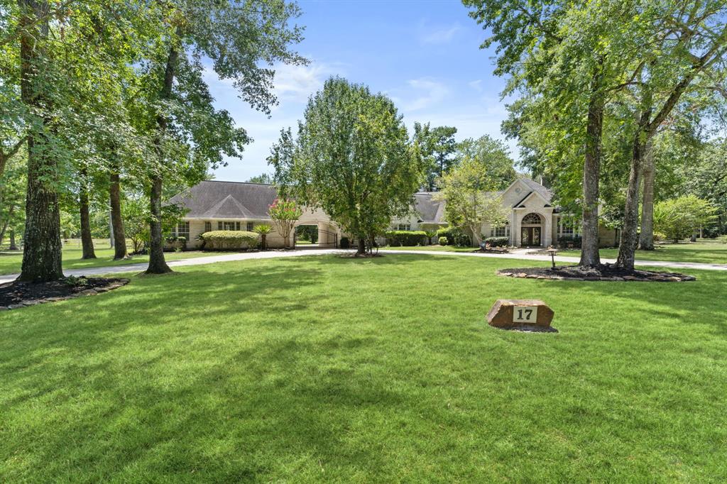 Homes for Sale in Magnolia TX with Barn Stable Mason Luxury Homes