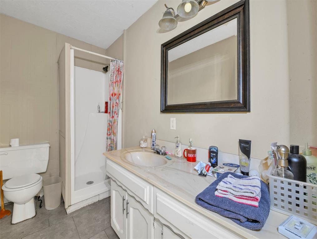 1511 Cos St, Liberty, TX 77575