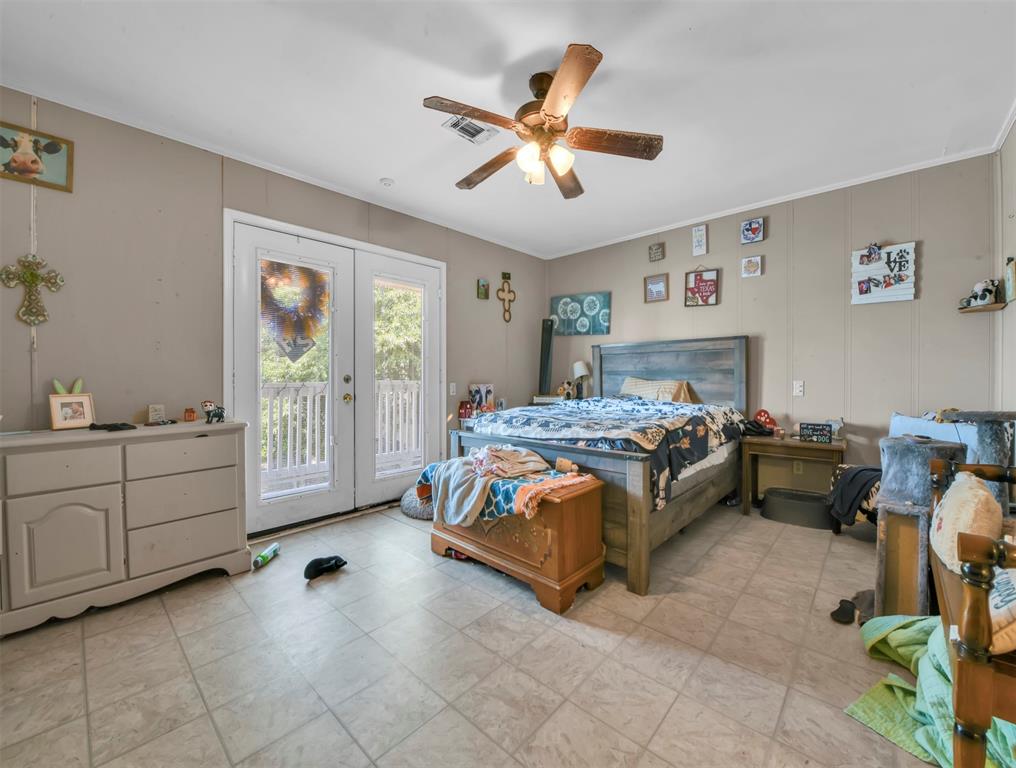 1511 Cos St, Liberty, TX 77575