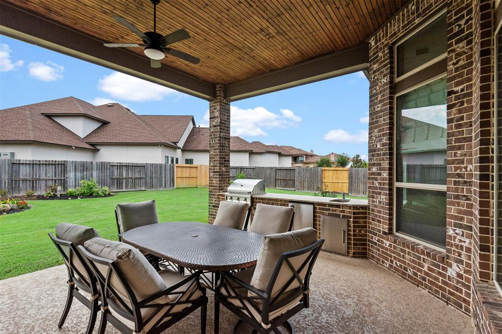 10107 E Frio River Cir, Cypress, TX 77433