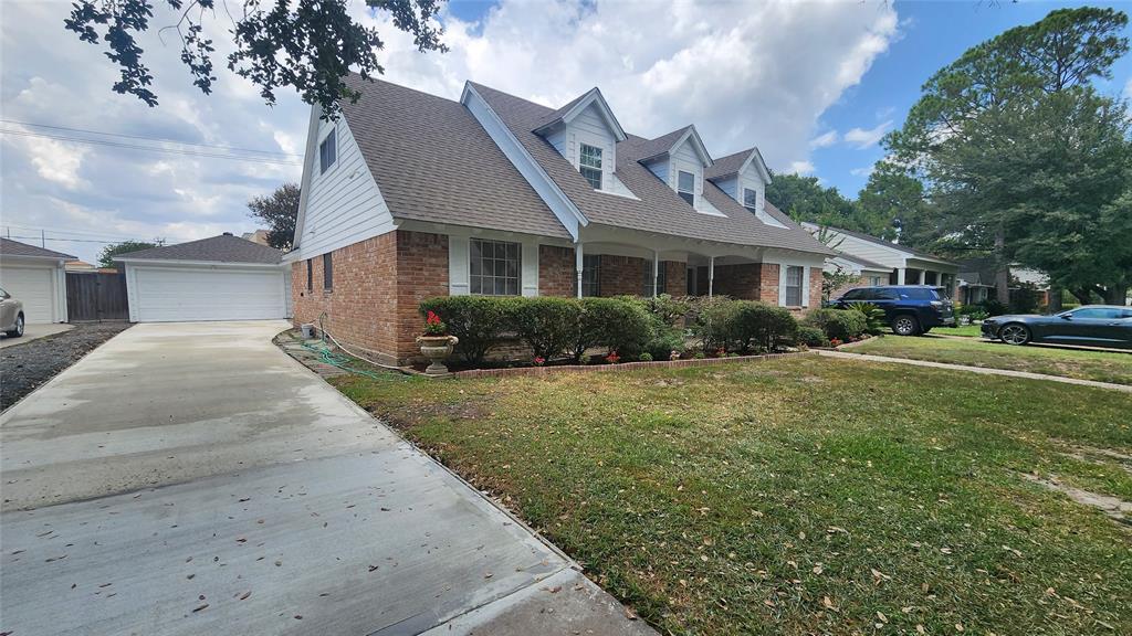 14550 Chadbourne Dr, Houston, TX 77079