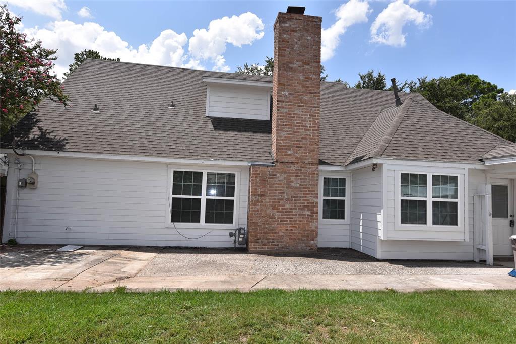 14550 Chadbourne Dr, Houston, TX 77079