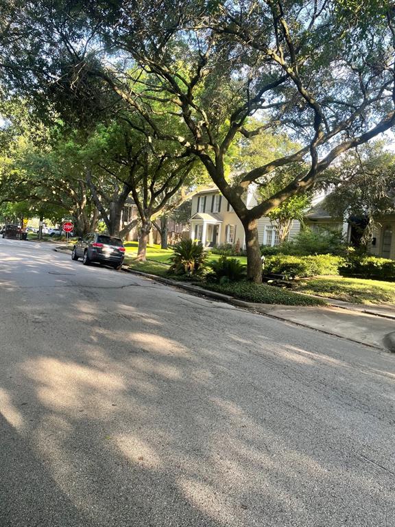 2126 North Blvd, Houston, TX 77098