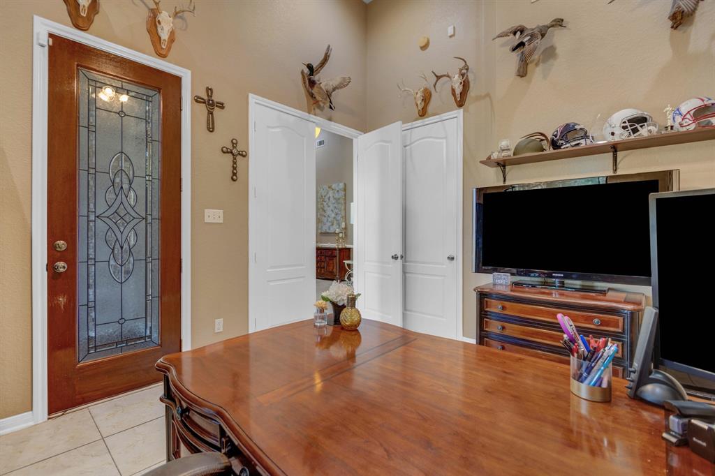 17397 Northcrest Cir, New Caney, TX 77357