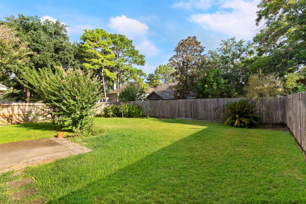 13514 White Oak Landing Blvd, Houston, TX 77065