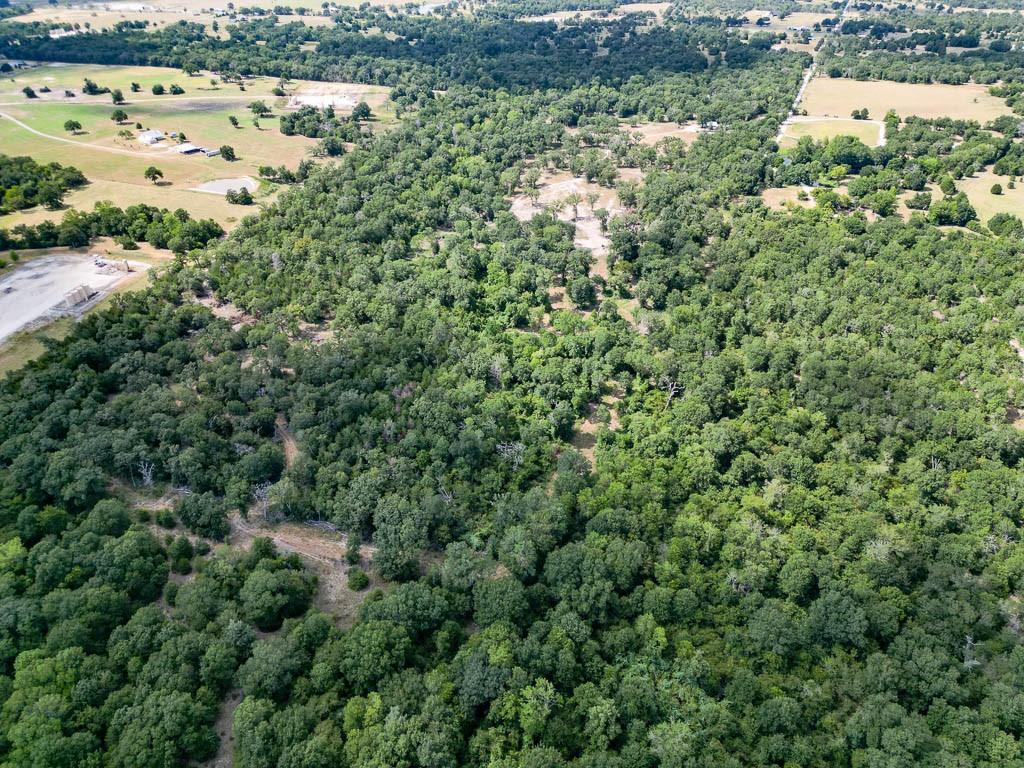 4746 Donaho Rd, North Zulch, TX 77872