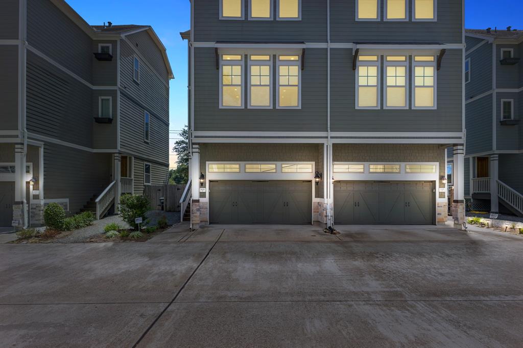 1121 Beasley Hills Ln, Houston, TX 77008