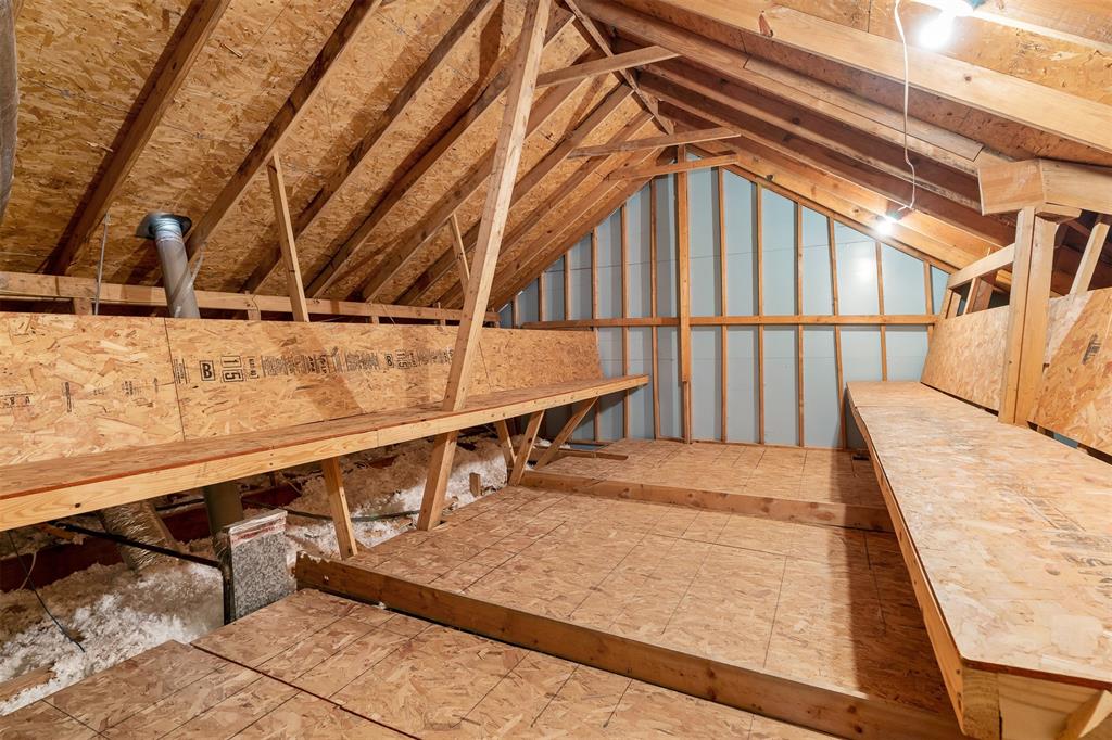 38 W Windsor Hills Cir, Conroe, TX 77384