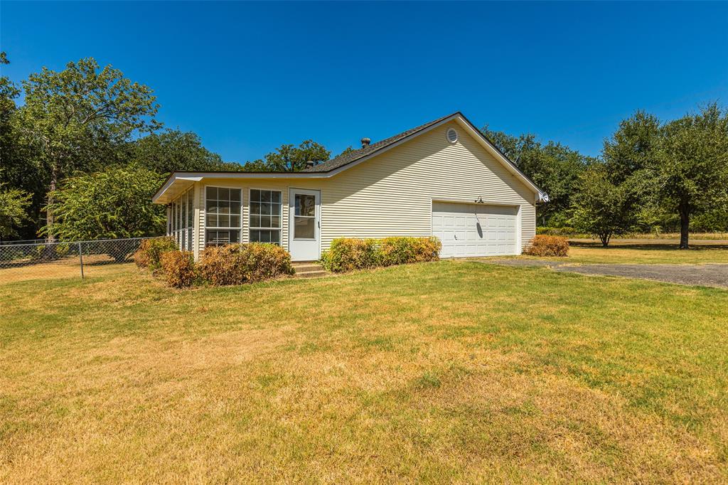 222 Lcr 892, Jewett, TX 75846