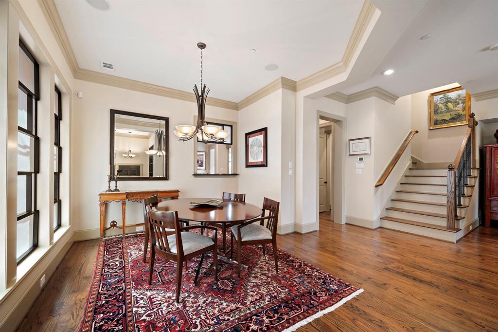 1308 Lake Pointe Pkwy, Sugar Land, TX 77478